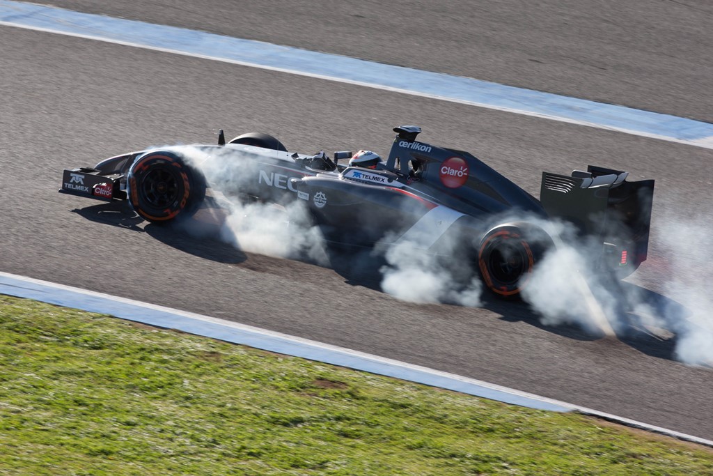 Adrian Sutil har sine problemer med at finde ud af Sauber C33 raceren
(Foto: Sauber F1 Team)